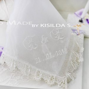Handkerchief with lace, Beads & Pearls